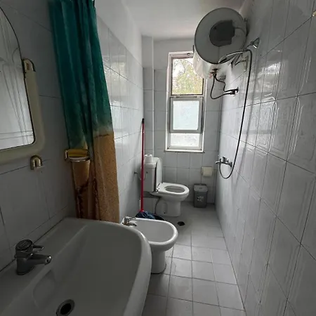 Ferienhaus Lindis Golem (Tirana)